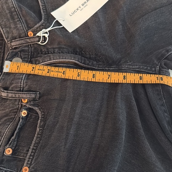 Lucky Brand Zoe High Rise Straight Distressed Black Jeans (6/28) - Picture 7 of 7